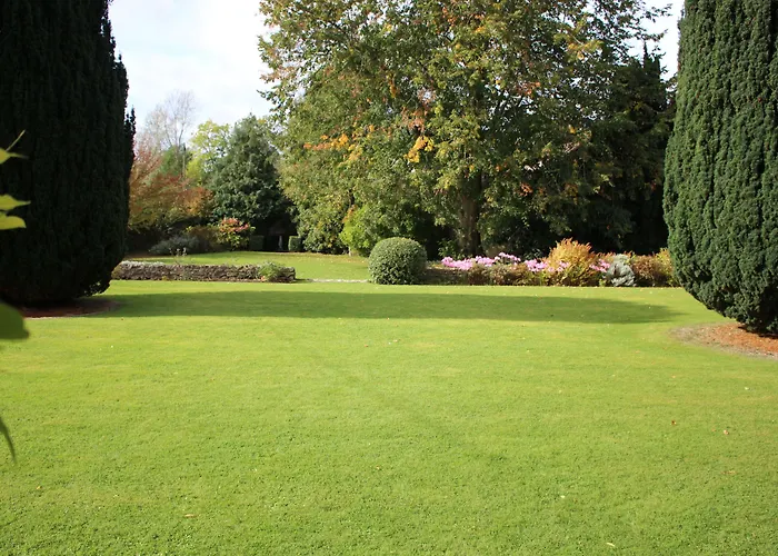 Charney Manor