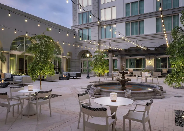 Renaissance Tampa International Plaza Hotel
