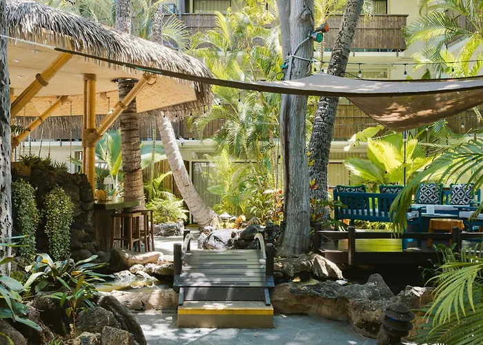 White Sands Hotel