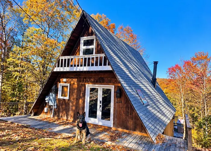 Lovers Edge A-Frame Private Hot Tub & Sauna