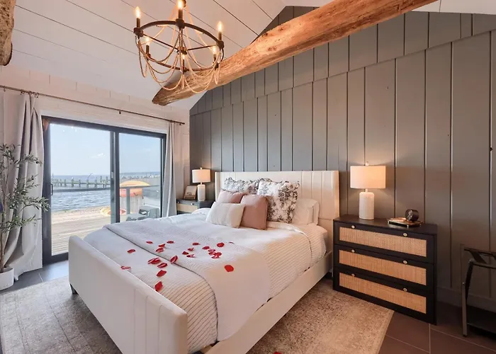 Long Beach Cottage