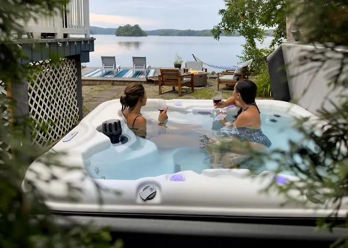 Dream Lakefront Escape + Beach/Ski/Golf Near Nyc