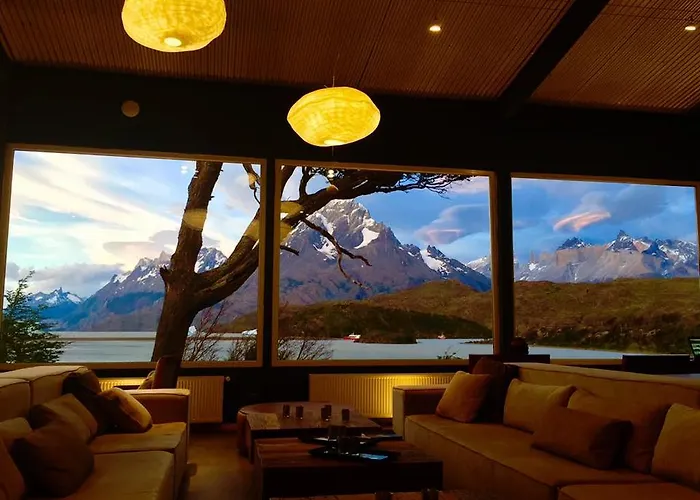 Hotel Lago Grey