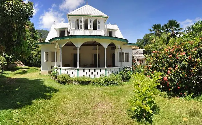 Petit Baie Chalets