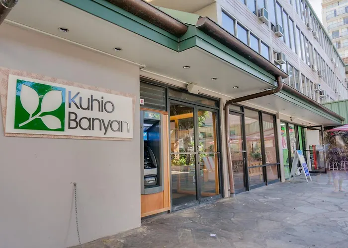 Kuhio Banyan Hotel