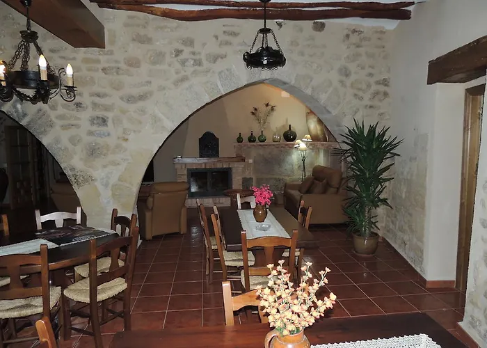 Las Bodegas Del Gilo