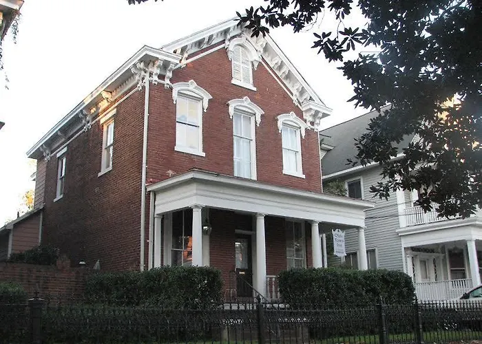 Olde Town Inn