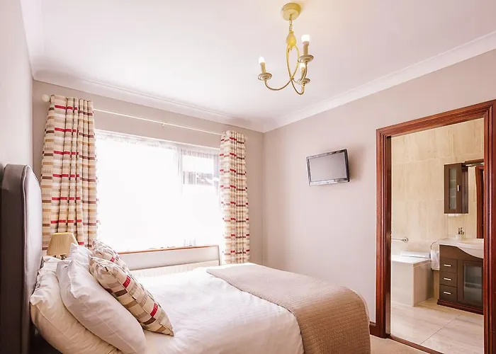 Cheap hotels Harp