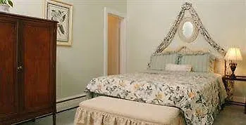 Inn At Grey Gables