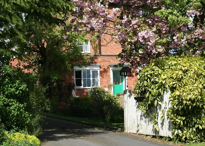 Ingon Bank Farm Bed And Breakfast