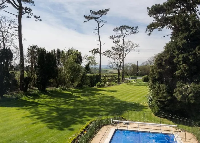 Dower House Hotel