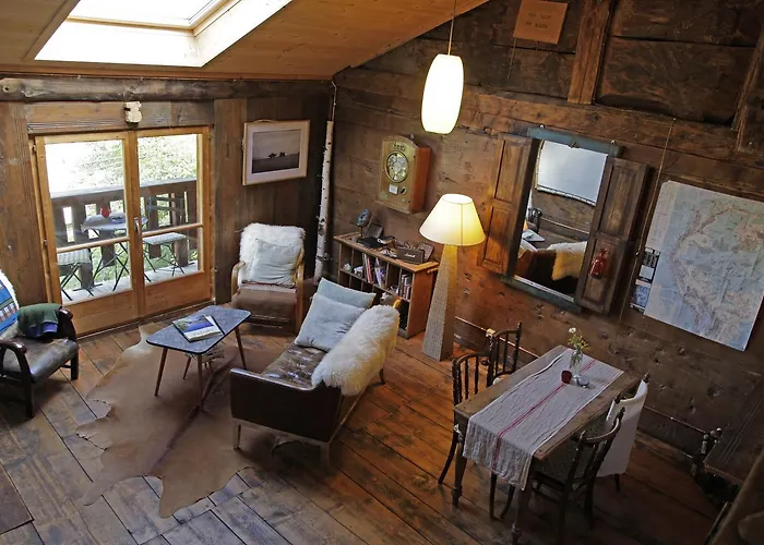 Lieu Secret Dans Les Alpes Suisses