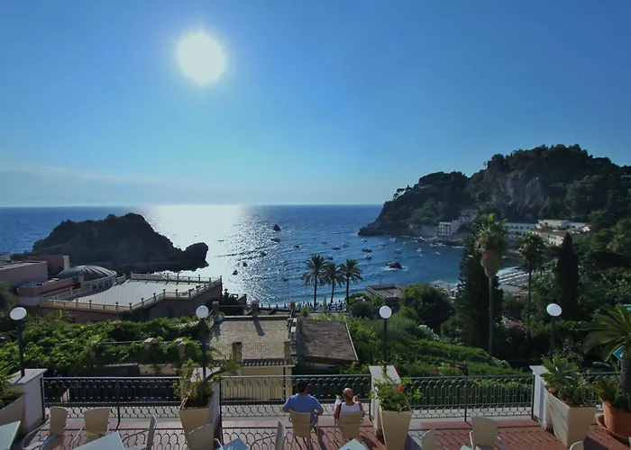 Hotel sulla spiaggia: Hotel Baia Azzurra