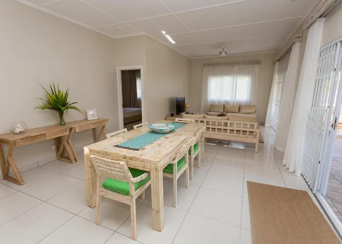 Beau Vallon Villa Chalets