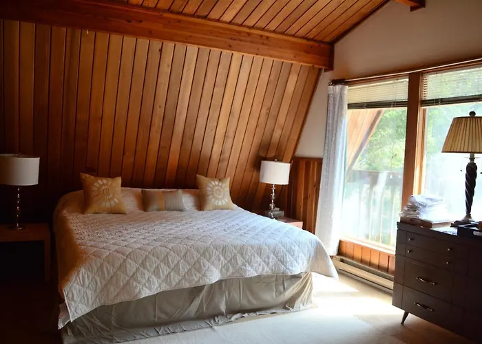 Gabriola Central B&B