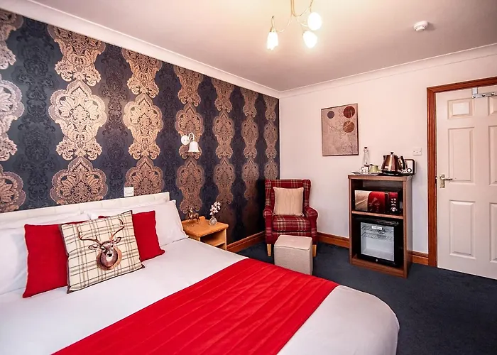 Trivelles Waterhall Country Gatwick Hotel & Airport Parking