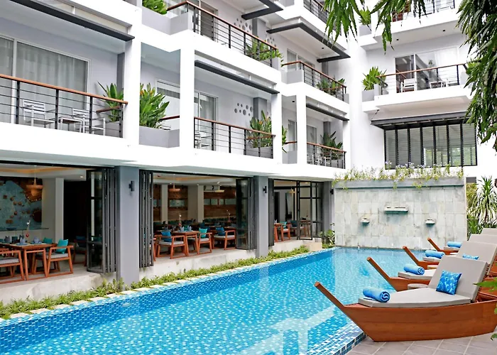 Hotels with pool Riversoul Boutique