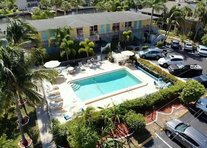 Hideaway Waterfront