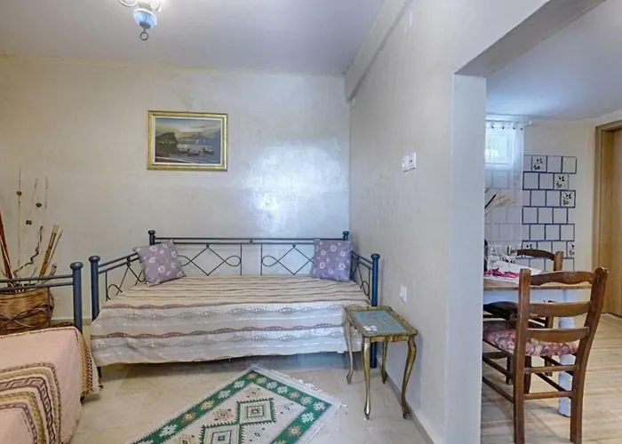 Feakia Apartment 2