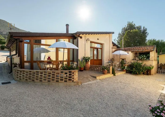 Agriturismo Monte Cologna