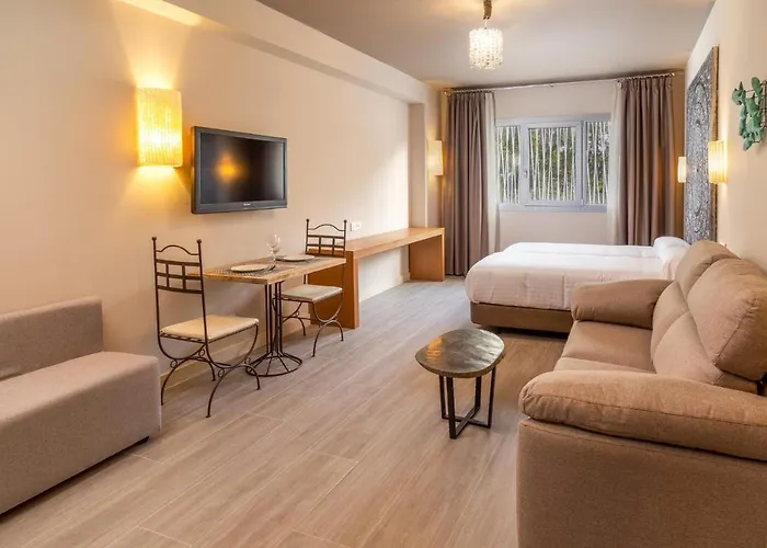  Sevilla Este By QHotels