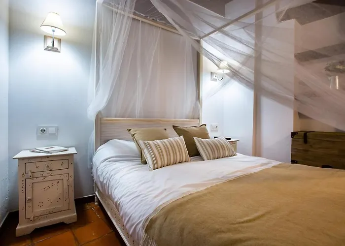 Apartamentos Puente de la Judería